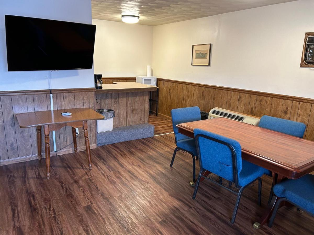 Valley Inn And Suites 弗伦奇利克 外观 照片