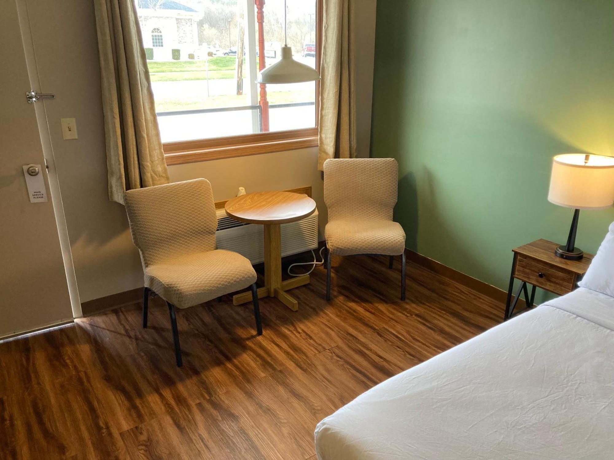 Valley Inn And Suites 弗伦奇利克 外观 照片