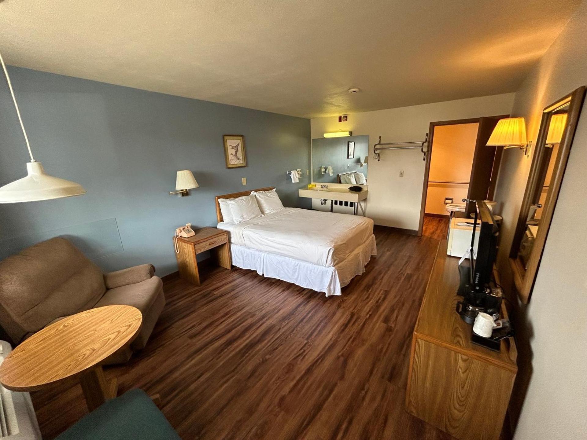 Valley Inn And Suites 弗伦奇利克 外观 照片