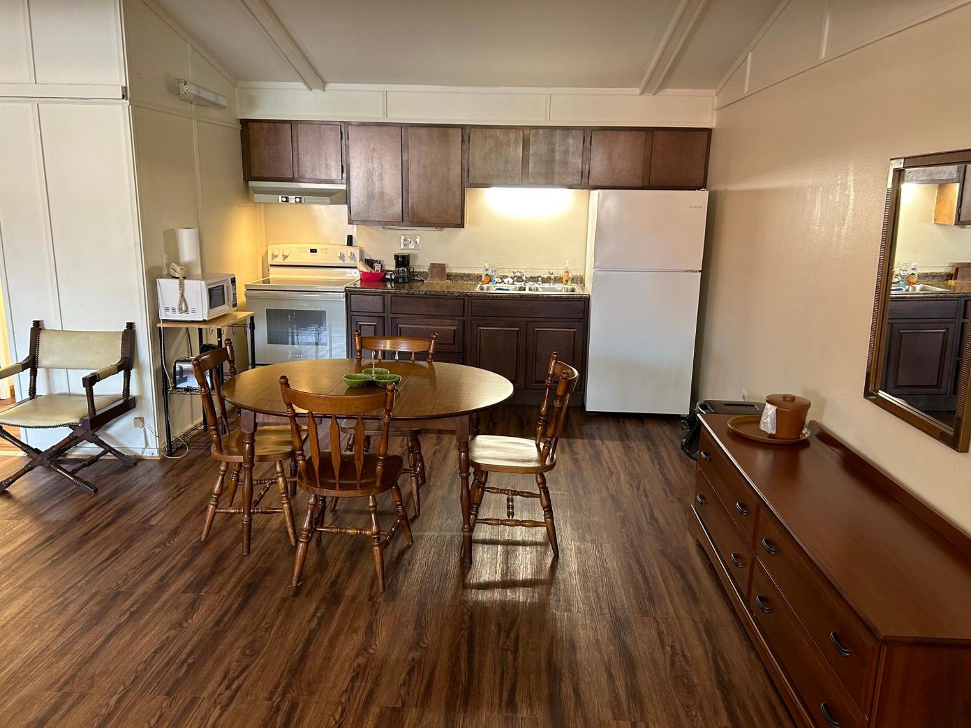 Valley Inn And Suites 弗伦奇利克 外观 照片