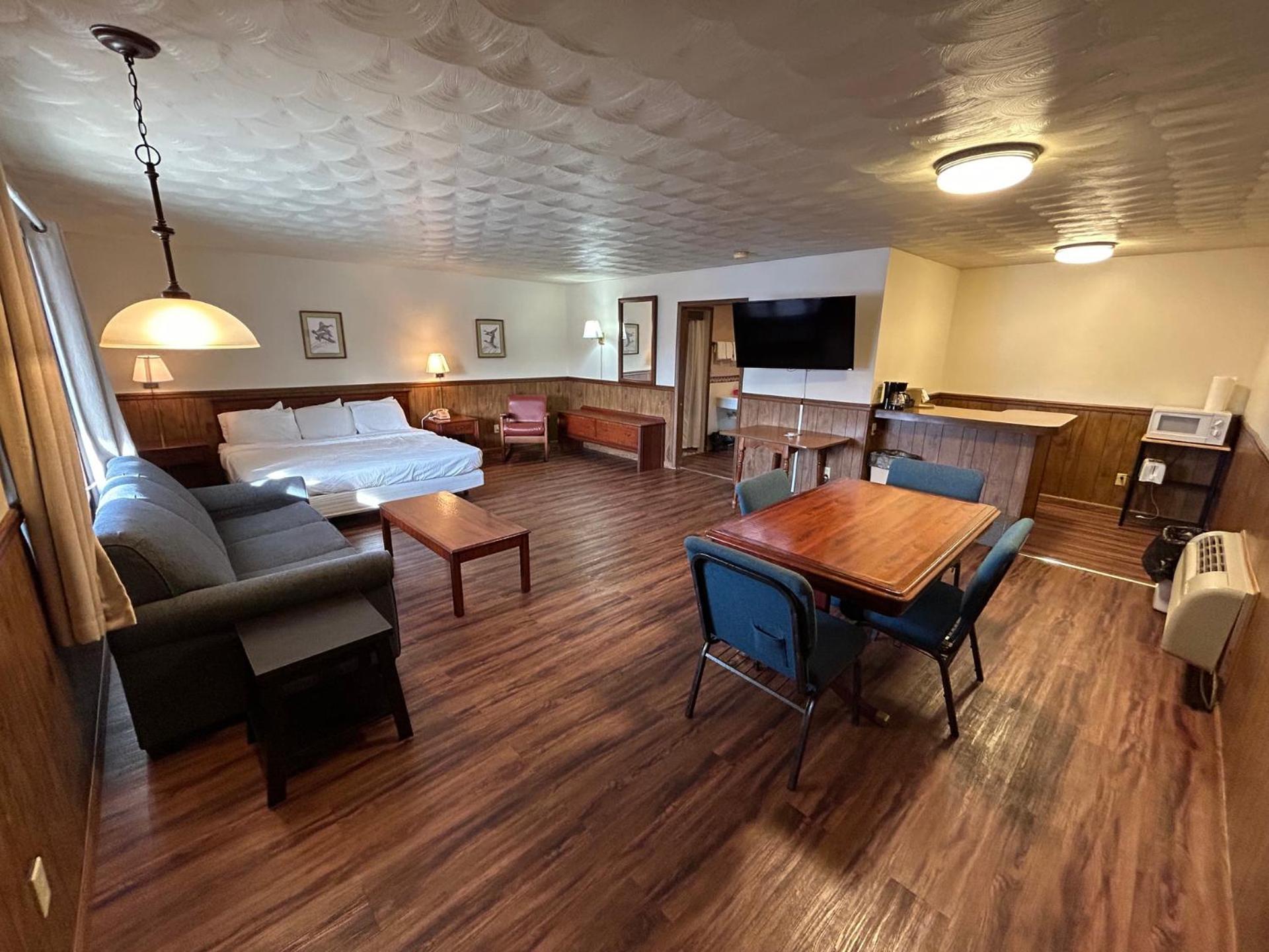 Valley Inn And Suites 弗伦奇利克 外观 照片
