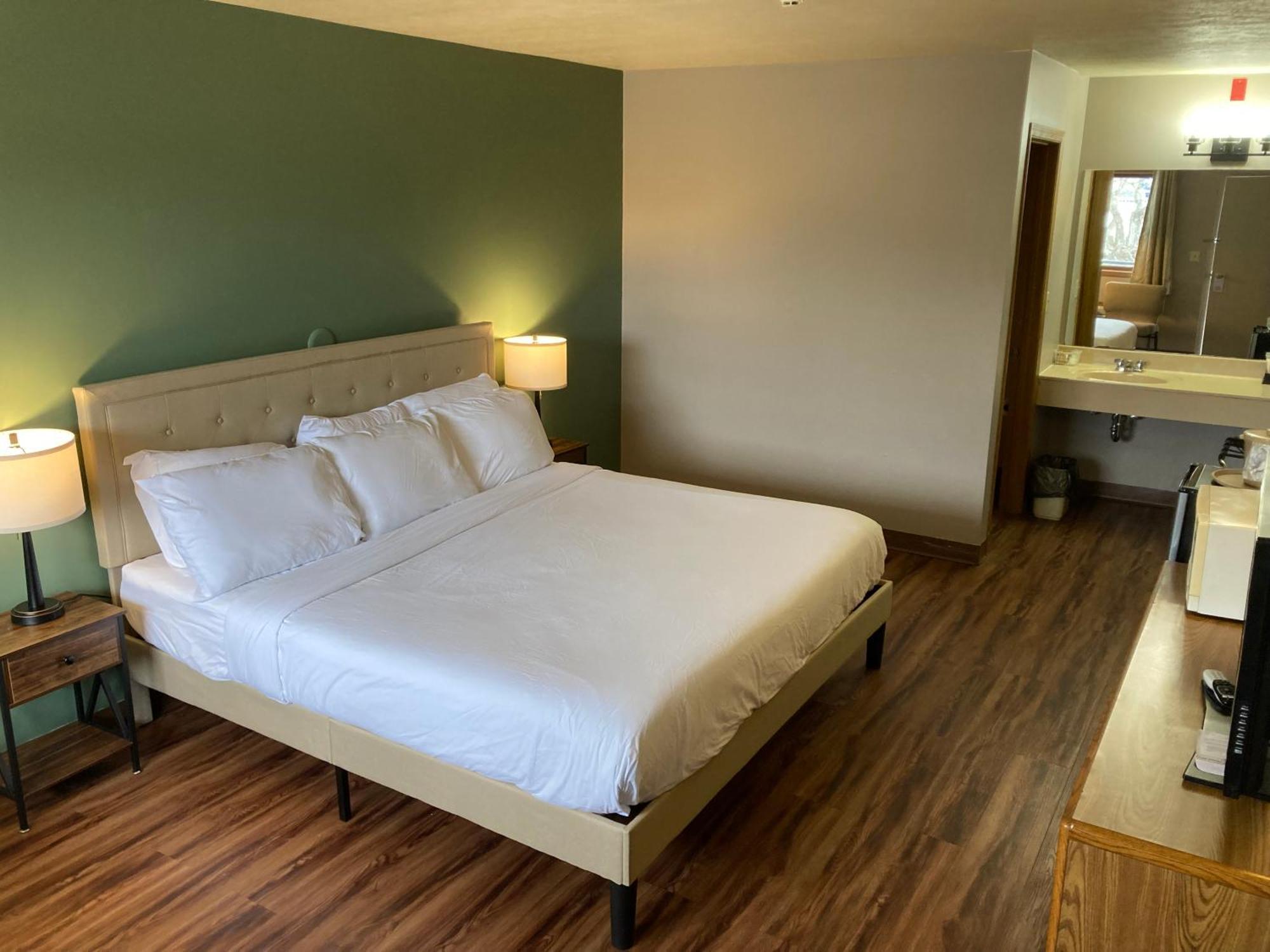 Valley Inn And Suites 弗伦奇利克 外观 照片