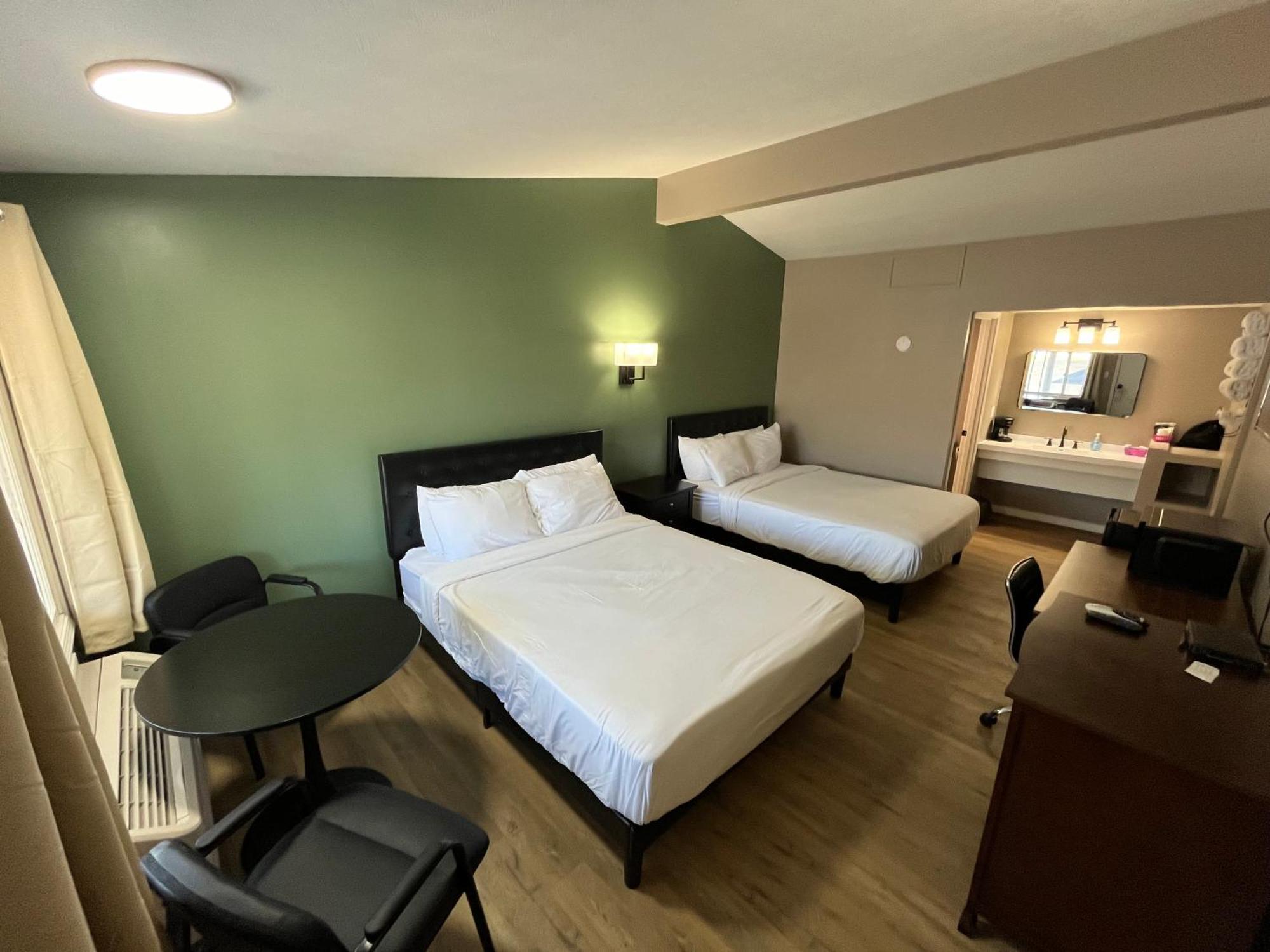 Valley Inn And Suites 弗伦奇利克 外观 照片